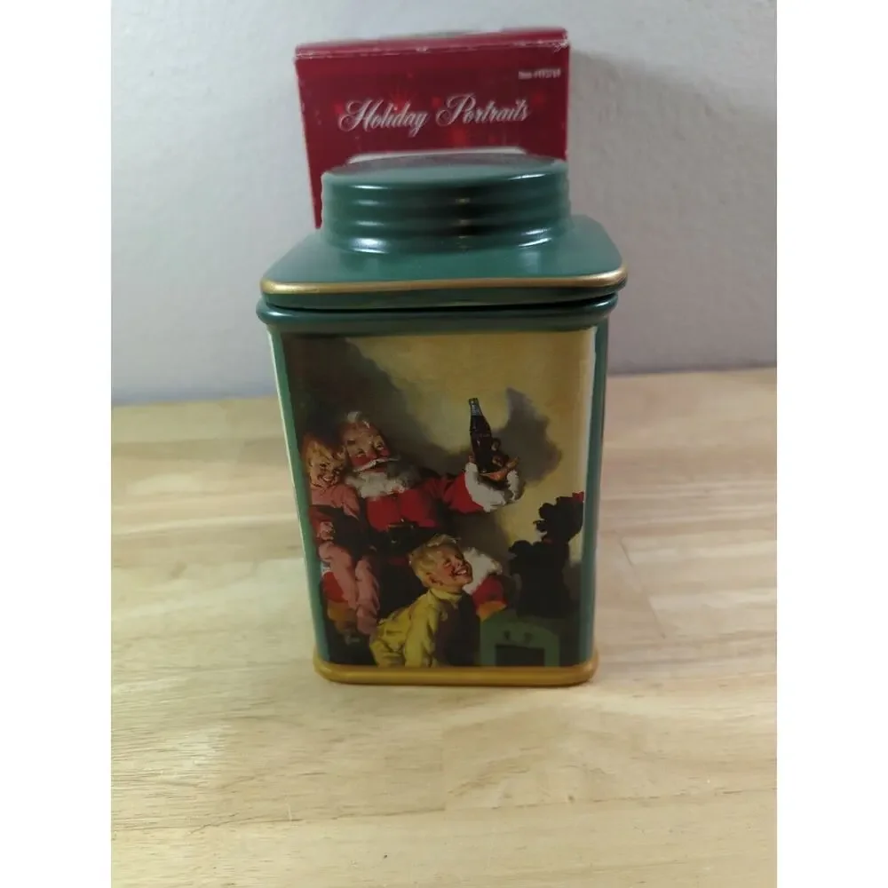 Coca Cola Holiday Portraits Santa Green‎ Stoneware Canister Sakura 2002 NEW